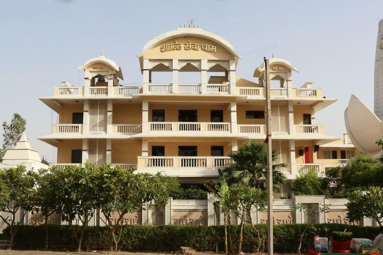 Oyo 13564 Near Prem Mandir Hotel Mathura Eksteriør billede
