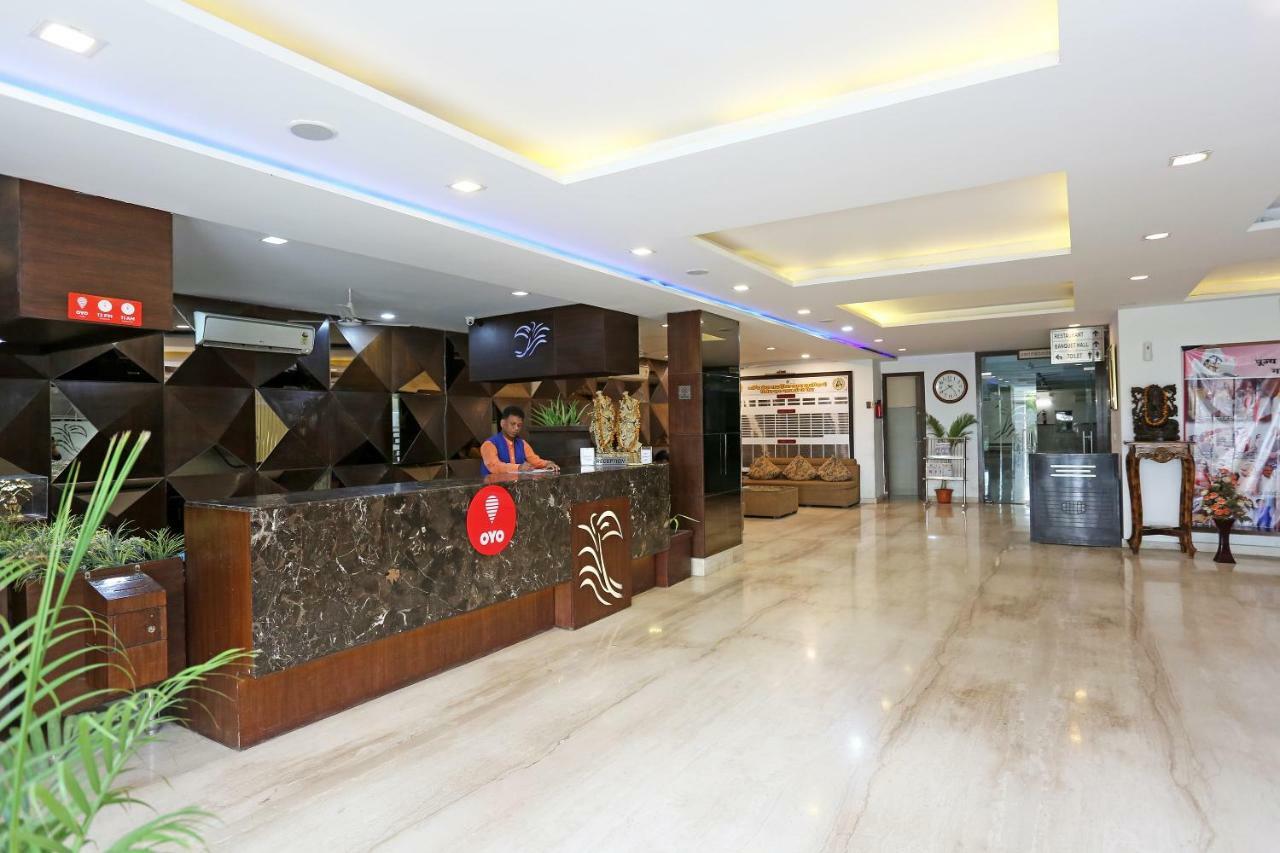 Oyo 13564 Near Prem Mandir Hotel Mathura Eksteriør billede